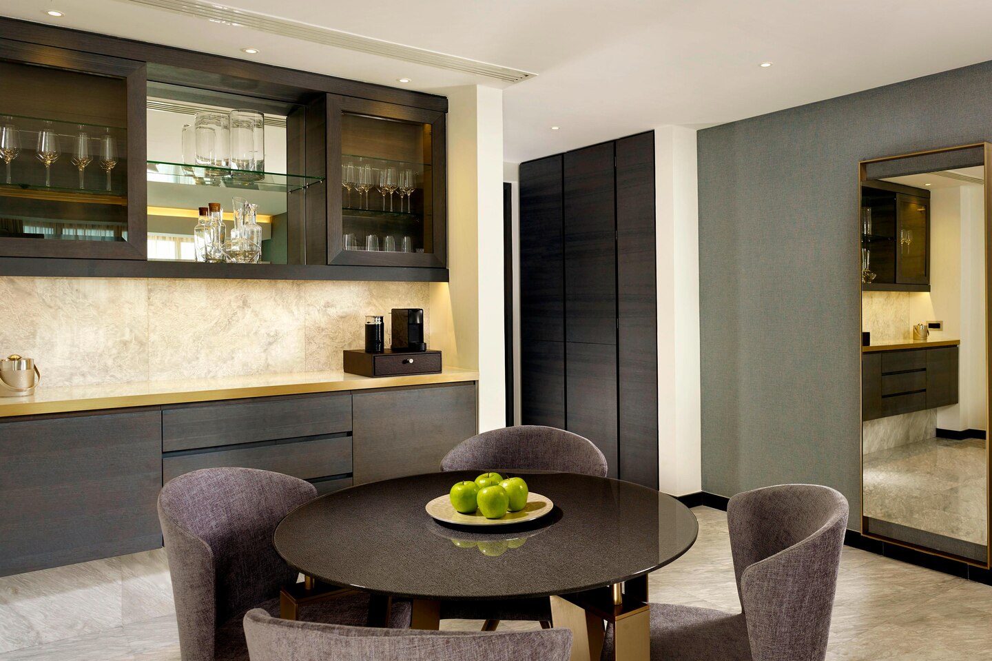 Suite interior, Parklane Resort & Spa, Limassol